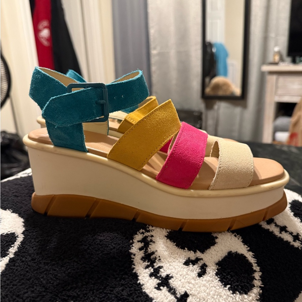 Sorel Multicolor Strappy Wedge Sandals